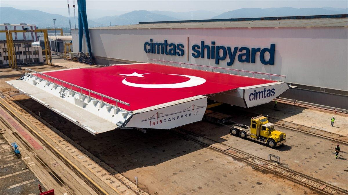 1915 Çanakkale Köprüsü'ne son tabliye bloğu ulaştı