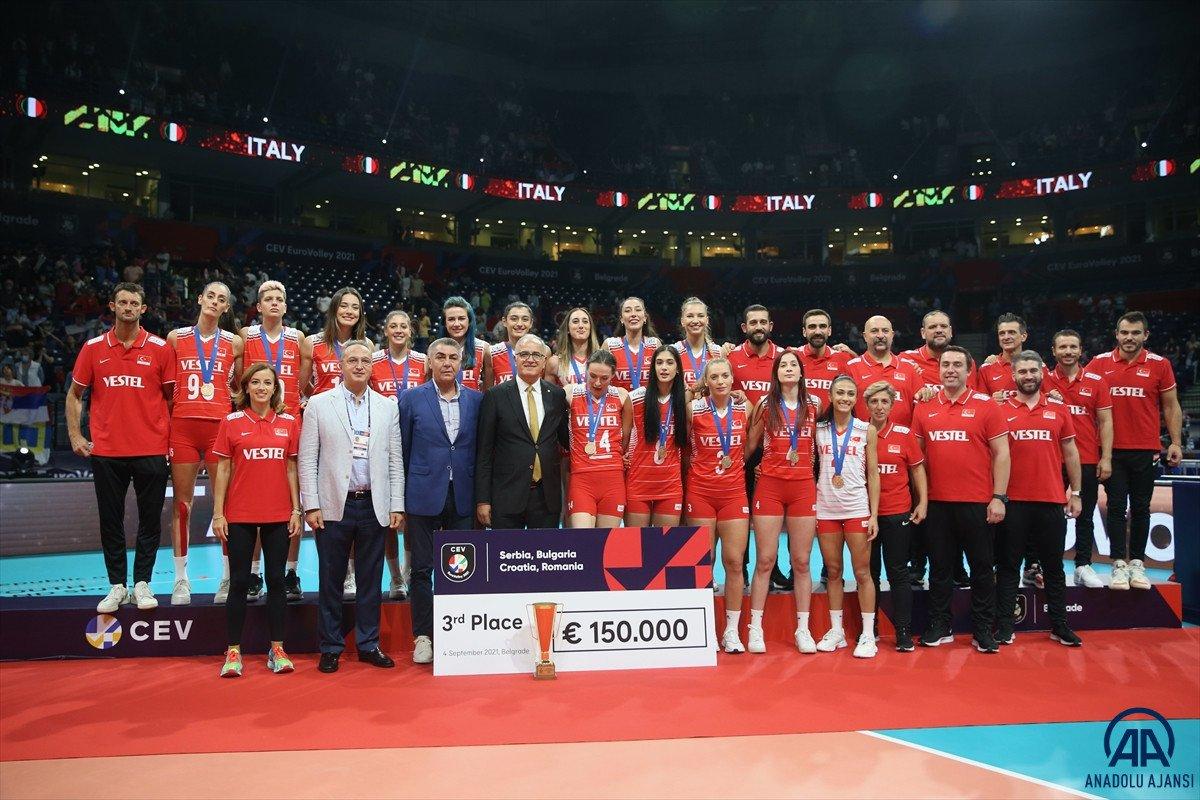 Filenin Sultanları CEV'de bronz madalya kazandı