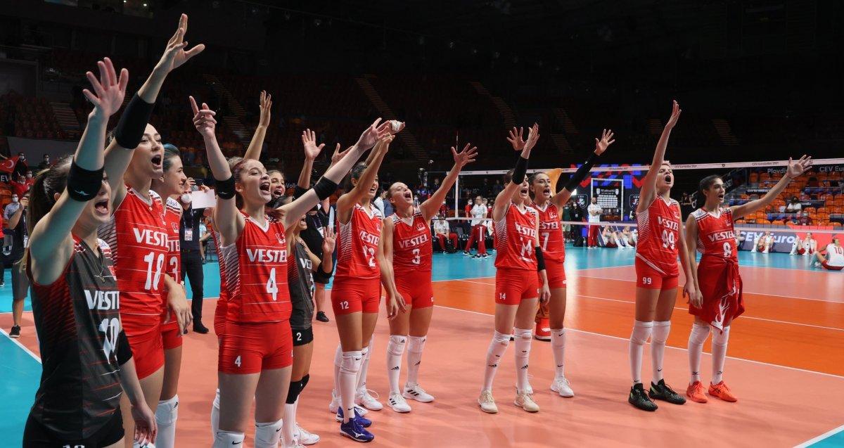 Filenin Sultanları CEV'de bronz madalya kazandı