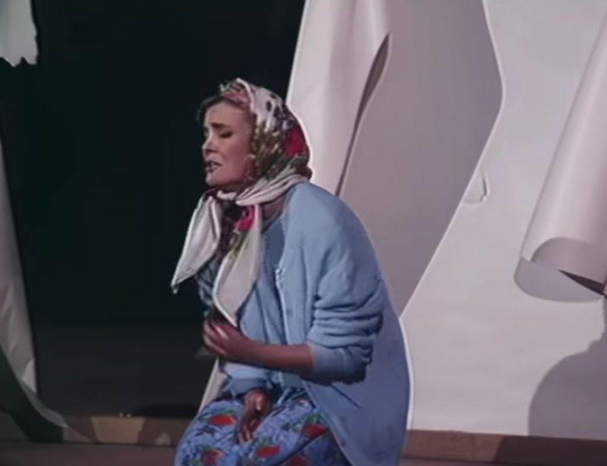 Derya Baykal'dan Ferhan Şensoy'a duygusal veda: Ateşlerde yansın, bizi ayrı koyanlar