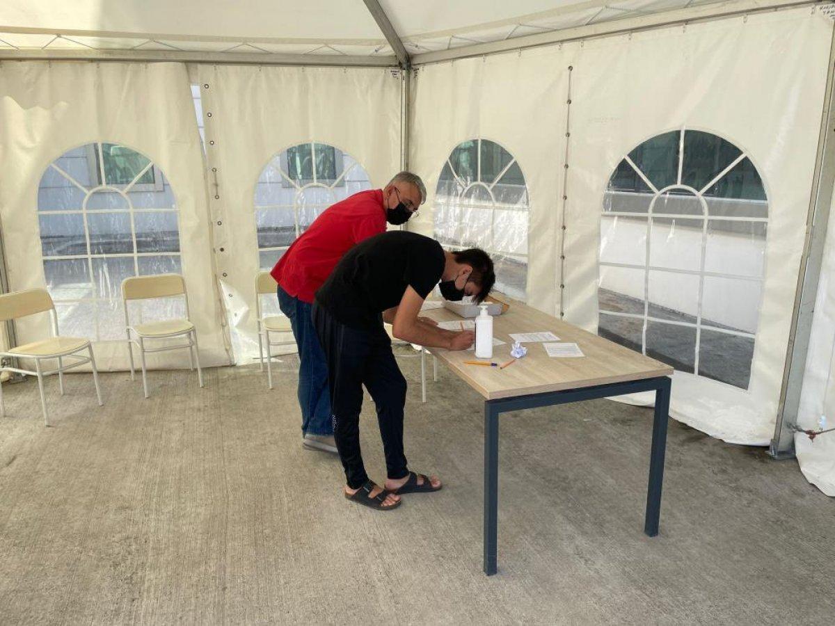 Düzce maviye döndü: Aşılamada yüzde 75'in üstünde