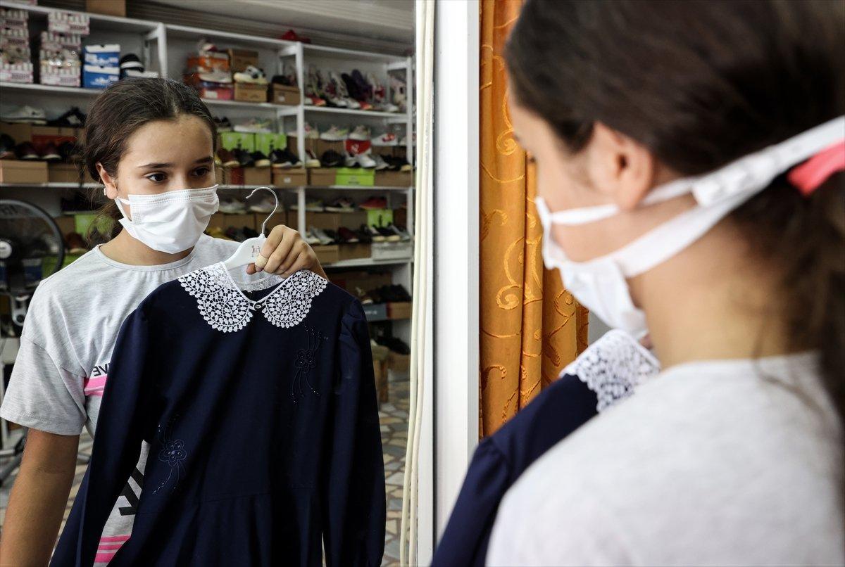 İstanbul'da kırtasiye esnafının yüzü gülüyor