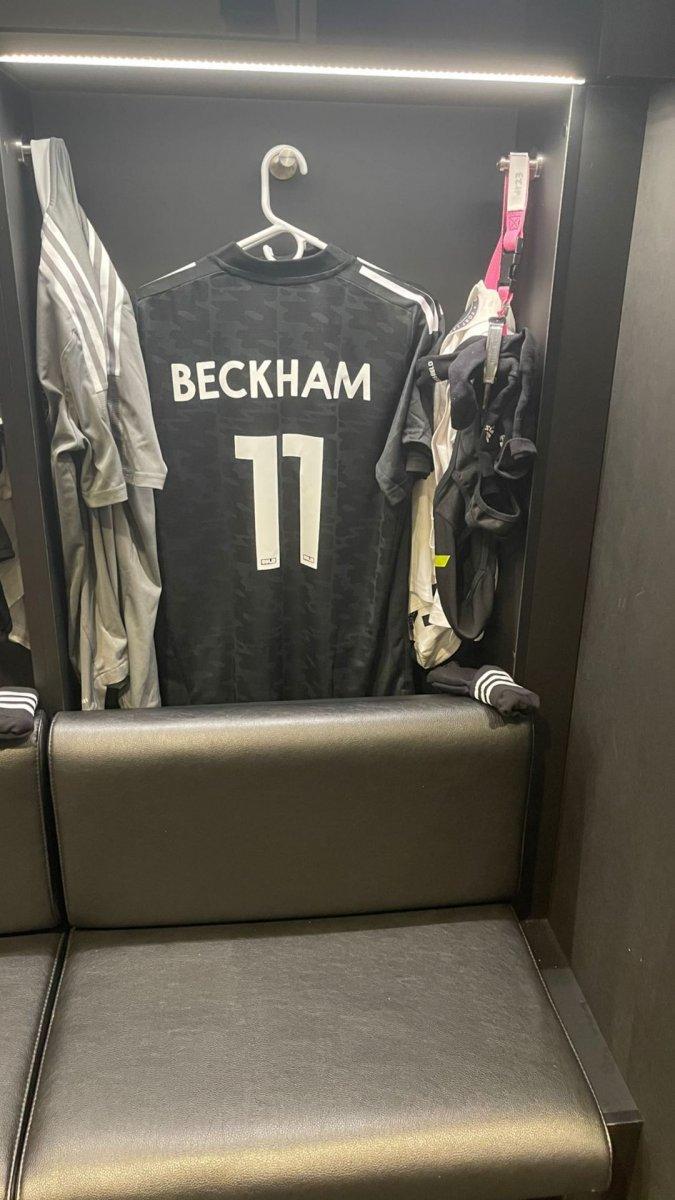 David Beckham'ın oğlu Romeo, ilk profesyonel sözleşmesini imzaladı