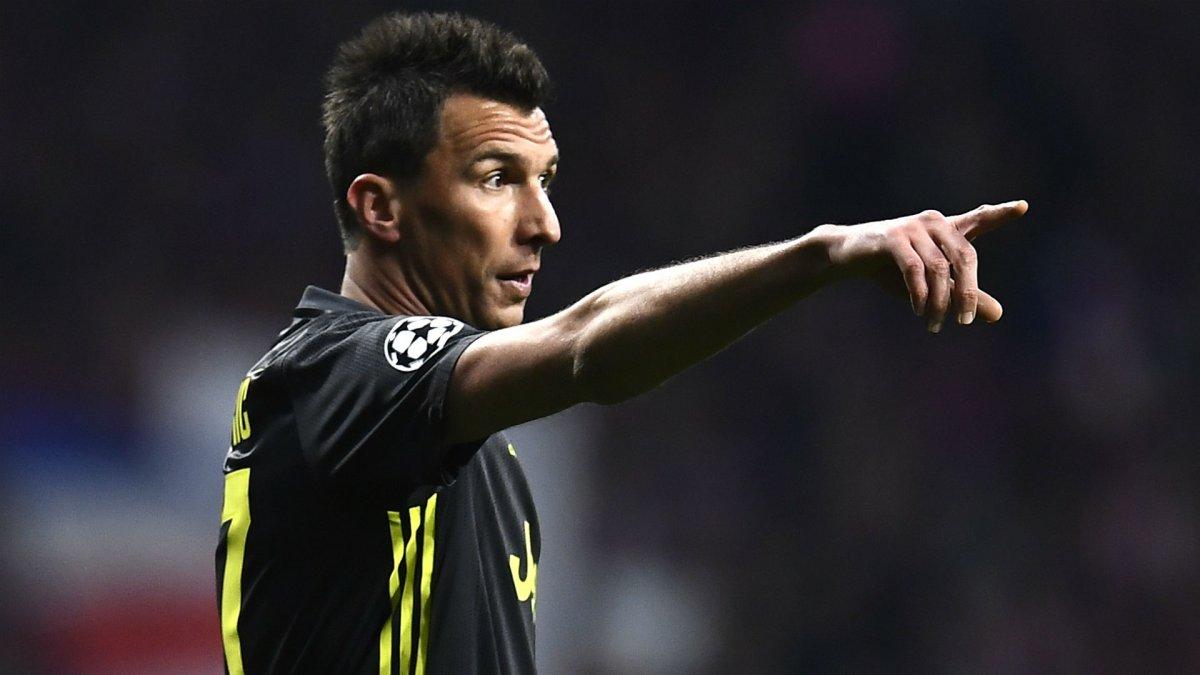 Mandzukic futbolu bıraktı