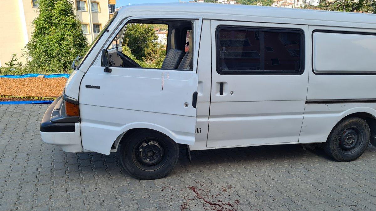 Zonguldak’ta, eski arkadaşını silahla boynundan vurdu