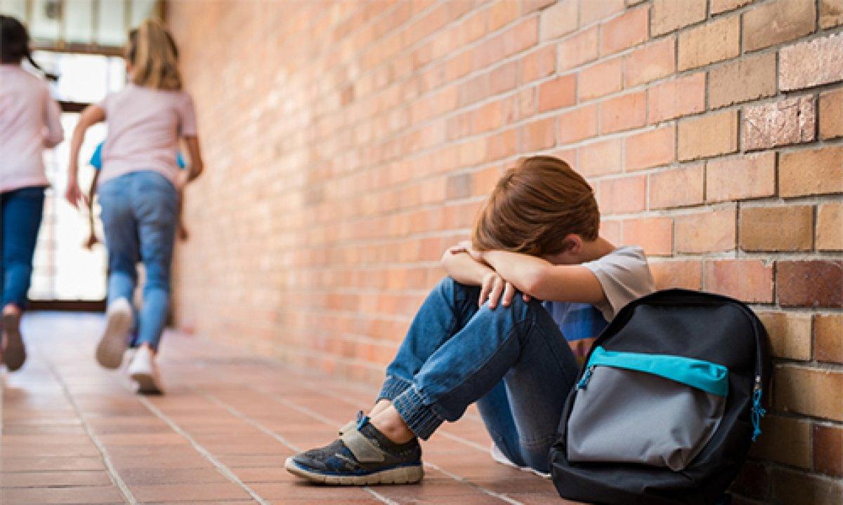 Çocuğunuzun 'Akran Zorbalığı'na uğradığını gösteren 8 işaret
