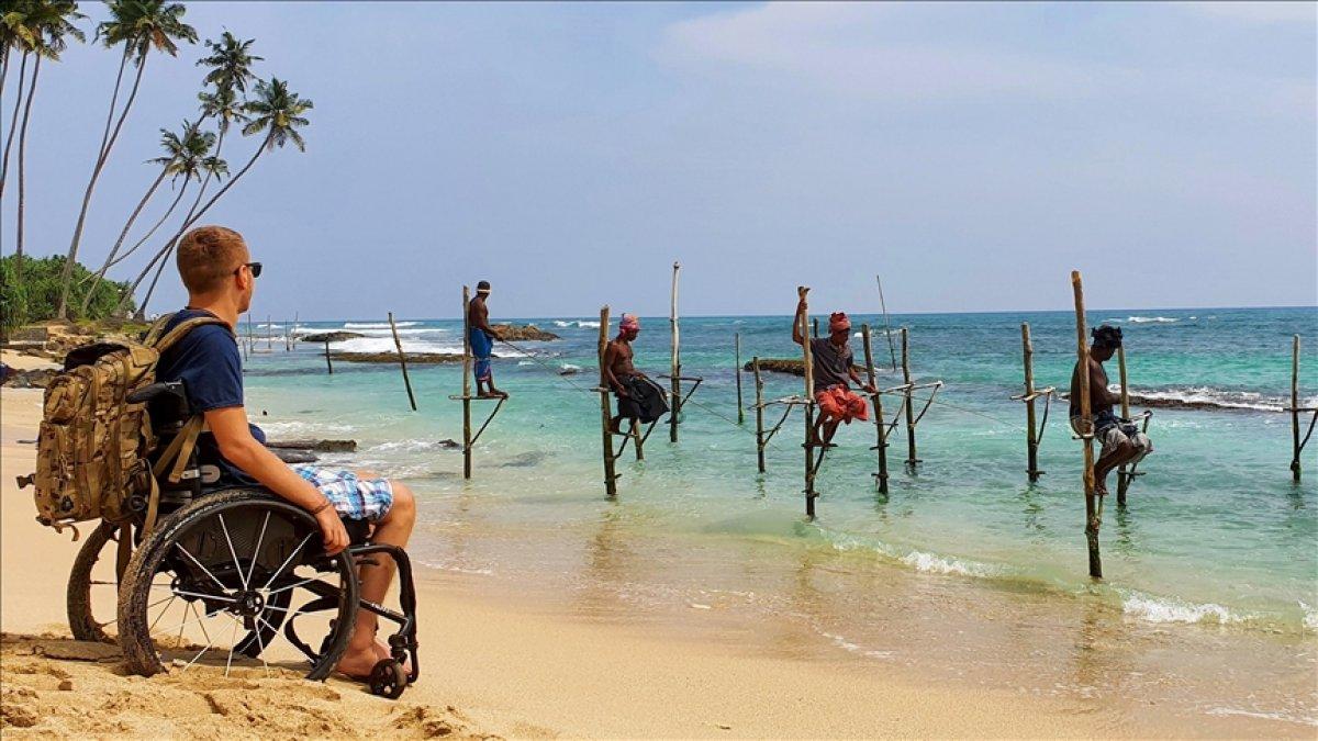 Hırvat seyyah, tekerlekli sandalyesine rağmen dünyayı geziyor