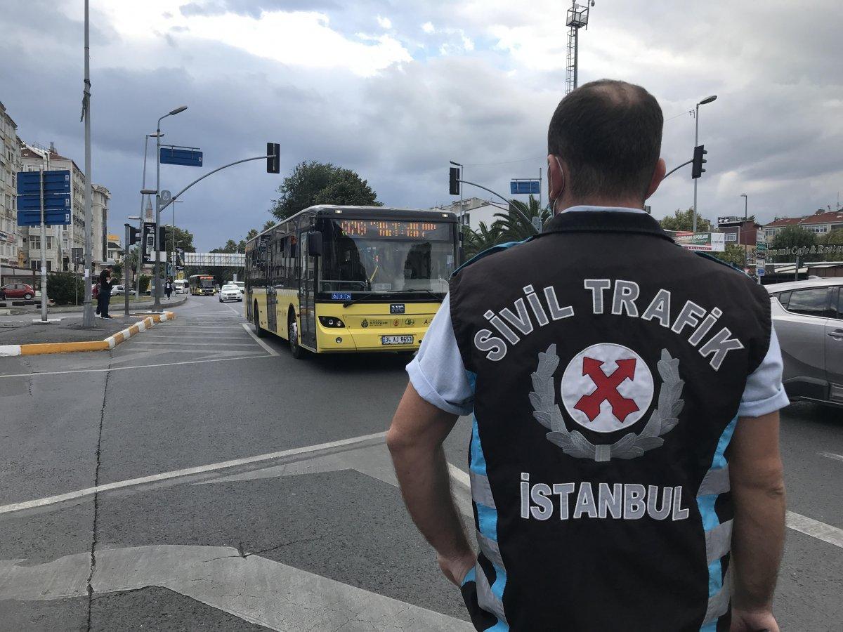 İstanbul'da trafik ekiplerinden okul servislerine denetim