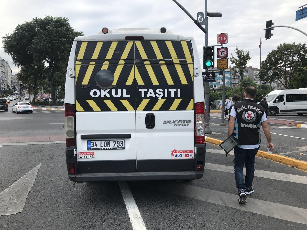 İstanbul'da trafik ekiplerinden okul servislerine denetim