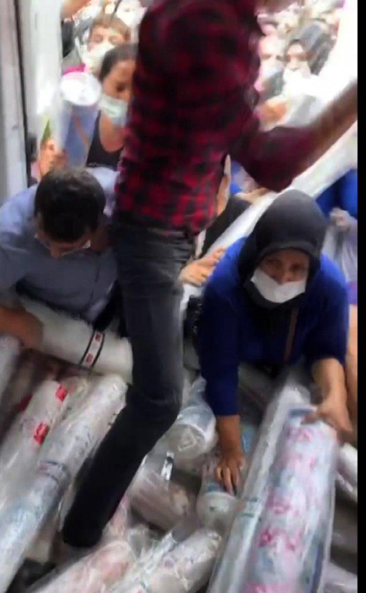 Avcılar’da halı kampanyası ortalığı karıştırdı