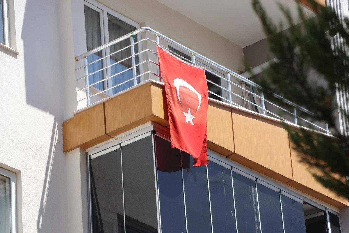 Suriye'de üs bölgesine roketli saldırı