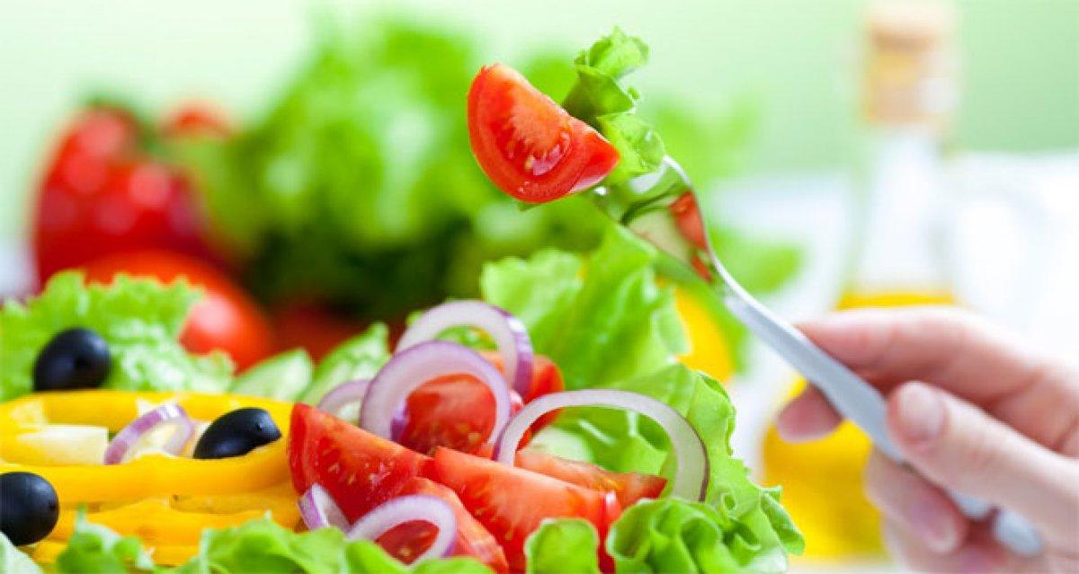 Bağırsaklarınızın sağlıksız olduğunu gösteren 6 belirti