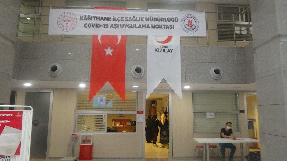İstanbul Adalet Sarayı'na aşılama noktası