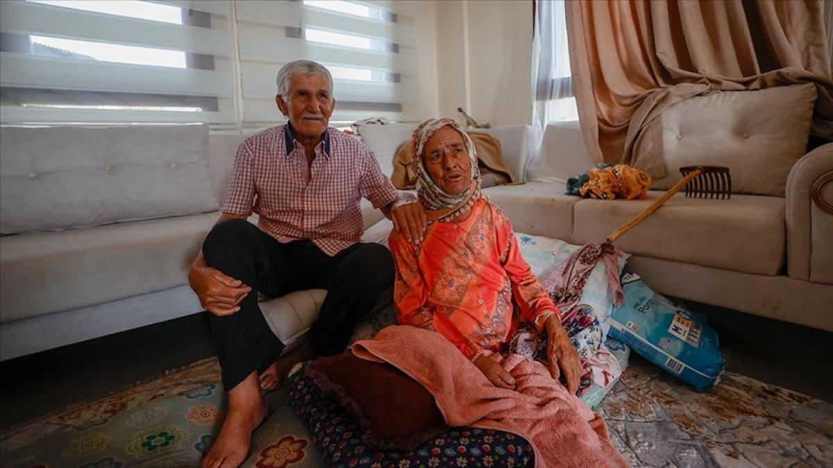 Antalya'da yaşlı çifte, yanan evlerinin yerine 17 günde yenisi teslim edildi