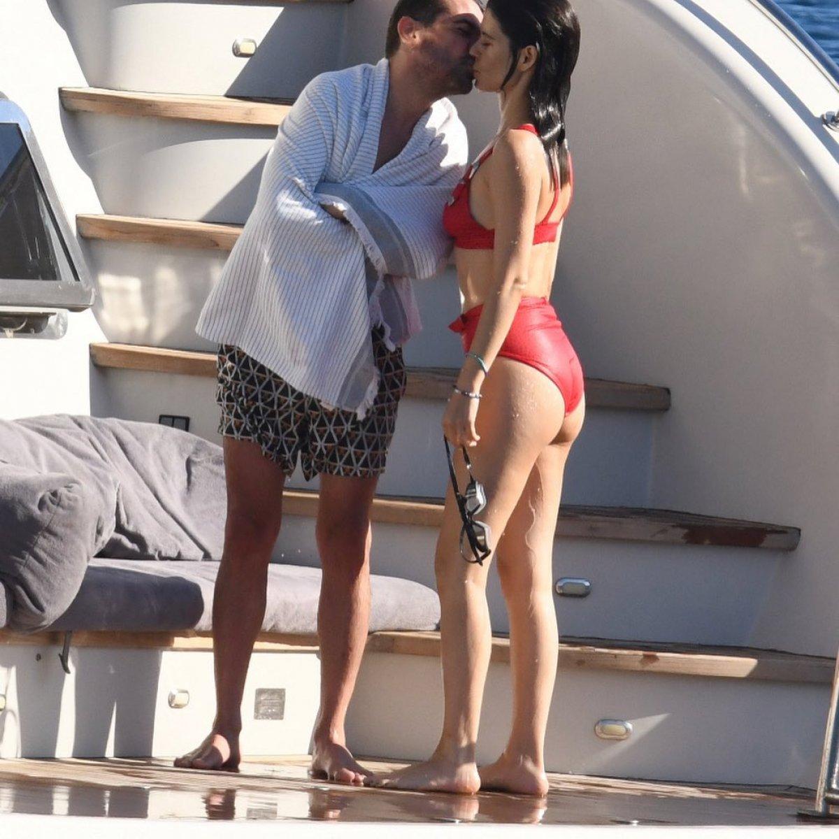 Beren Saat ile Kenan Doğulu tatile çıktı