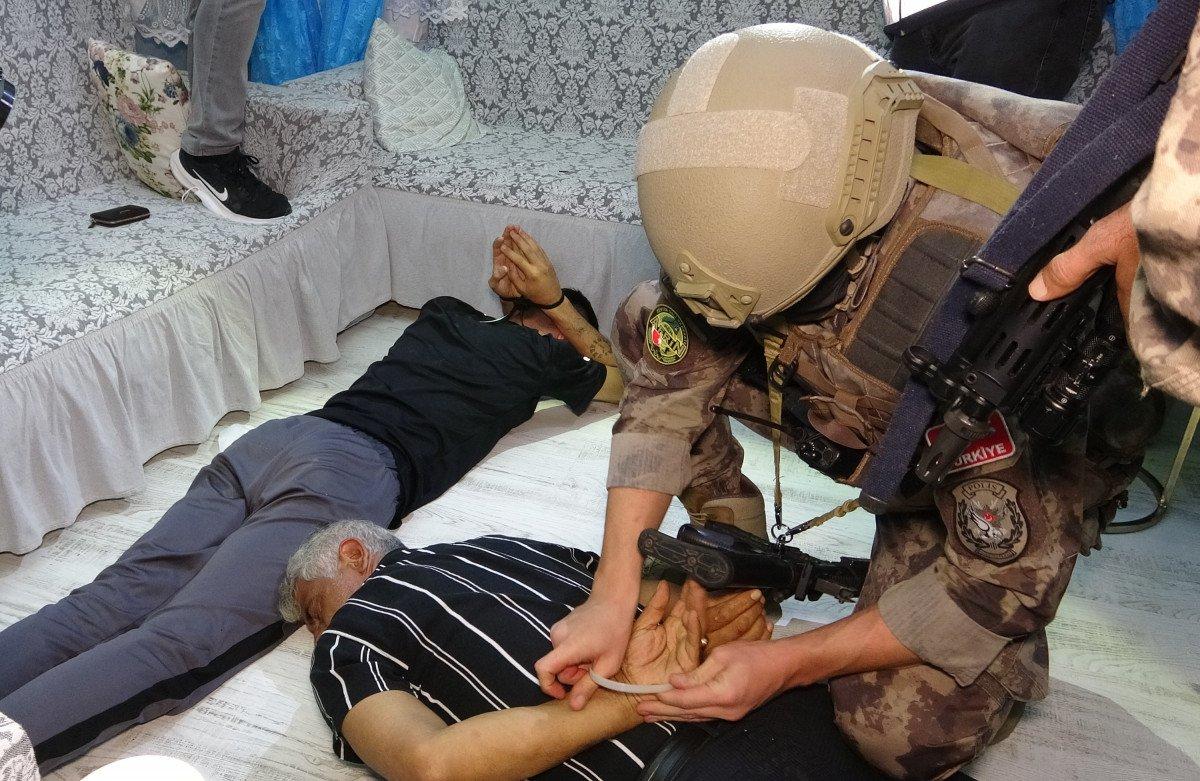 Bursa'da uyuşturucu operasyonu: Çok sayıda gözaltı var