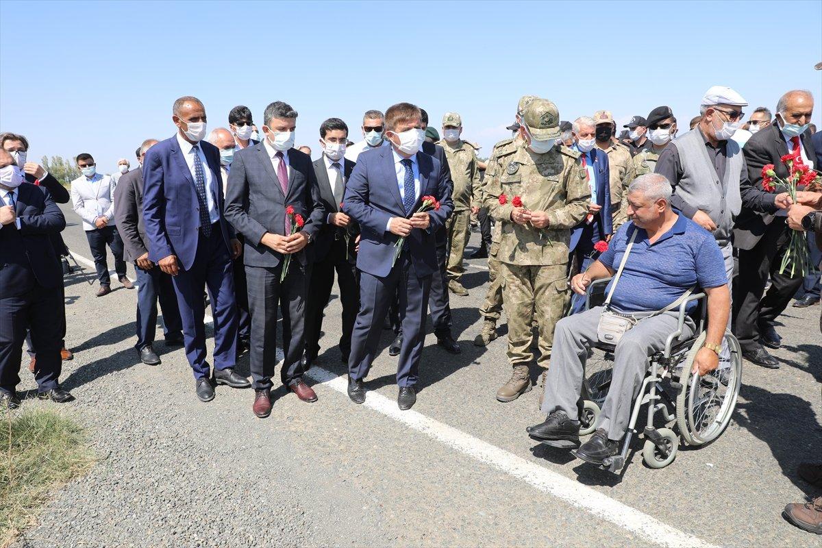 Iğdır'da 6 yıl önce şehit edilen 13 polis için anma töreni düzenlendi