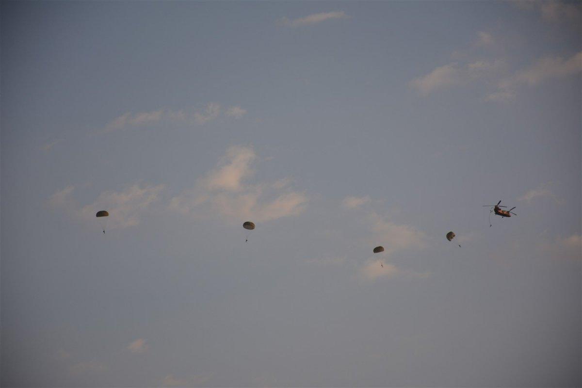 MSÜ öğrencileri, 'Statik Paraşüt Temel Kursu' eğitimini başarıyla tamamladı