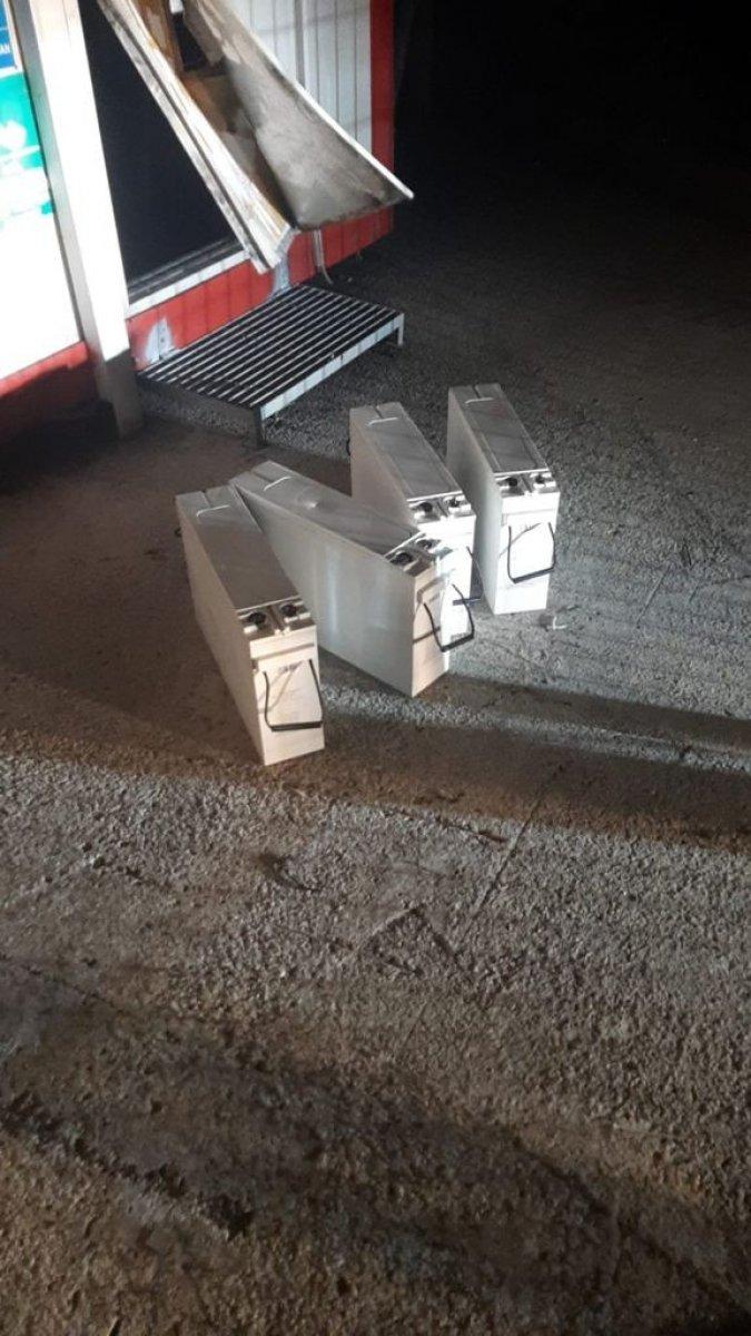 Bolu’da, baz istasyonlarından akü çalarken yakalandı