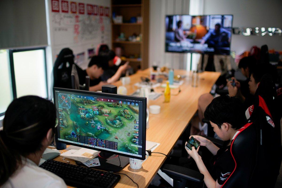 Çin, bilgisayar ve konsol oyunları yasağının ardından oyun firmalarıyla görüştü