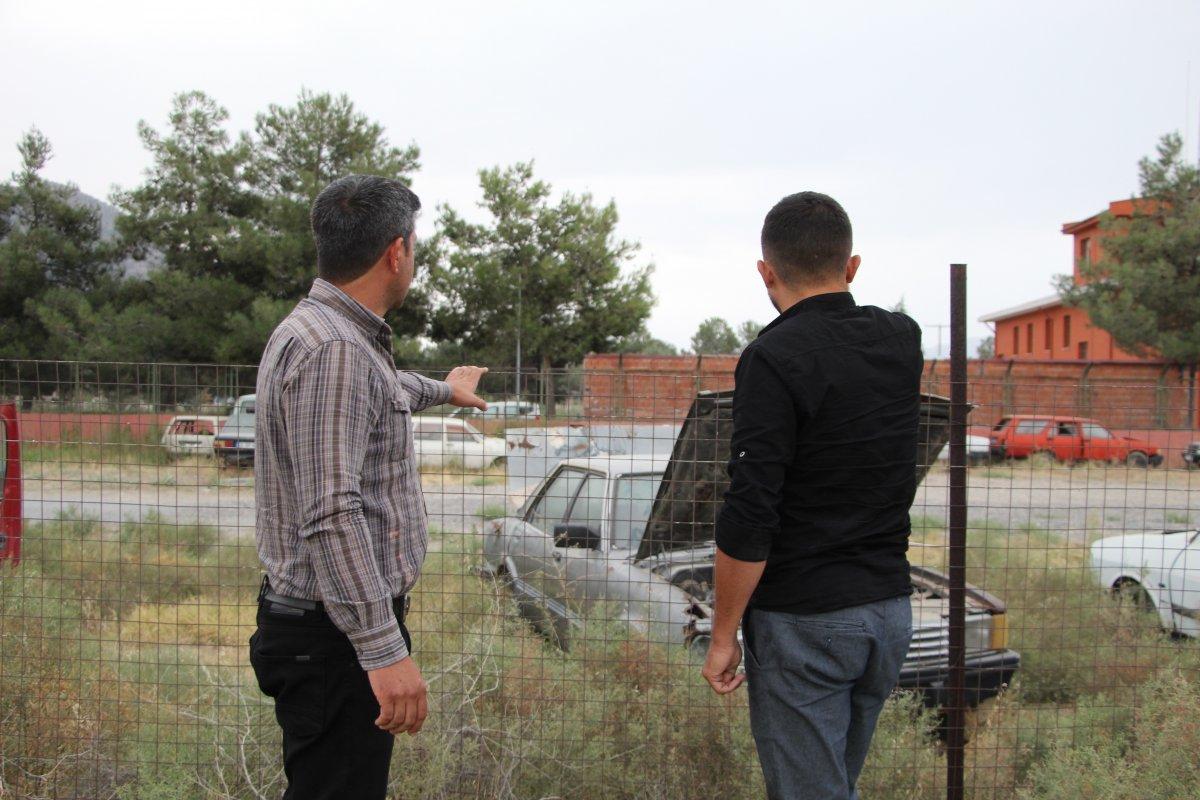 Denizli’de yediemin otoparkındaki araçlar, sahiplerinden habersiz satıldı
