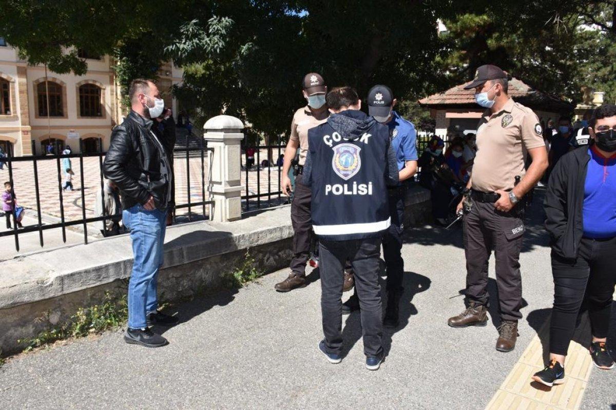 Ülke genelinde denetim: 486 okul servis aracı trafikten men edildi