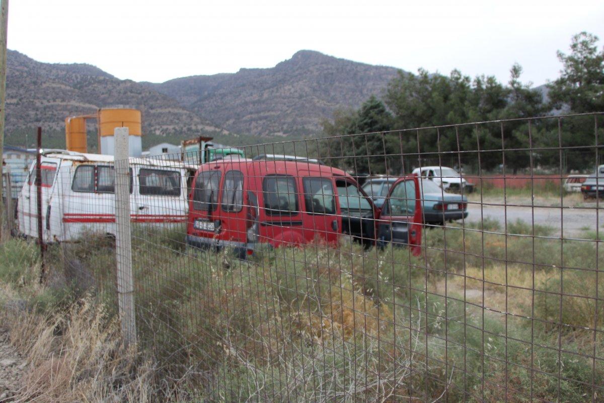 Denizli’de yediemin otoparkındaki araçlar, sahiplerinden habersiz satıldı