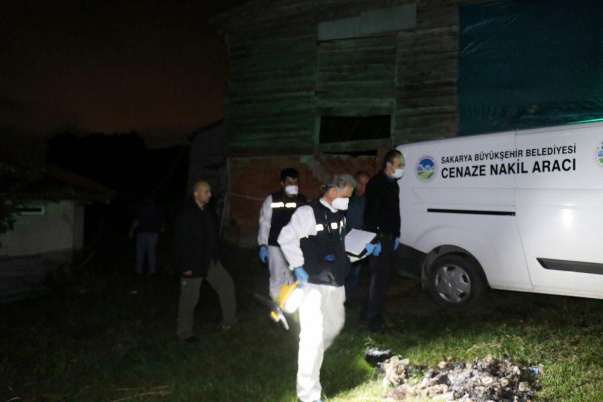 Sakarya'da bir kişi tek katlı evde yanarak can verdi