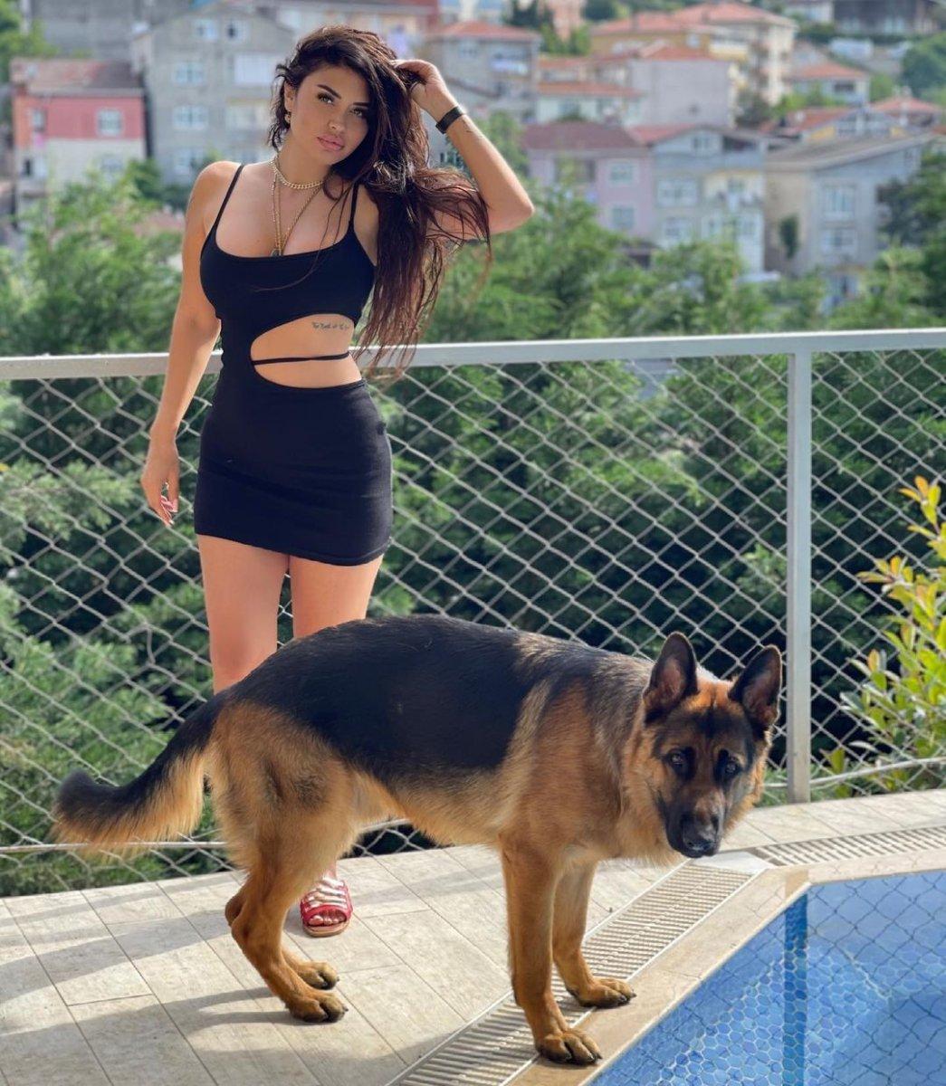 Ebru Polat, aşı olmadığı için pişman