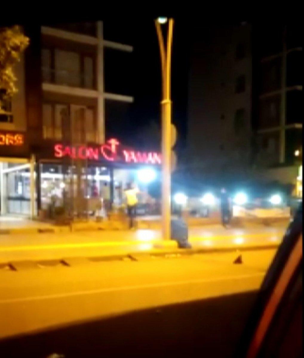 Diyarbakır’da bıçaklı kavga: 3 yaralı