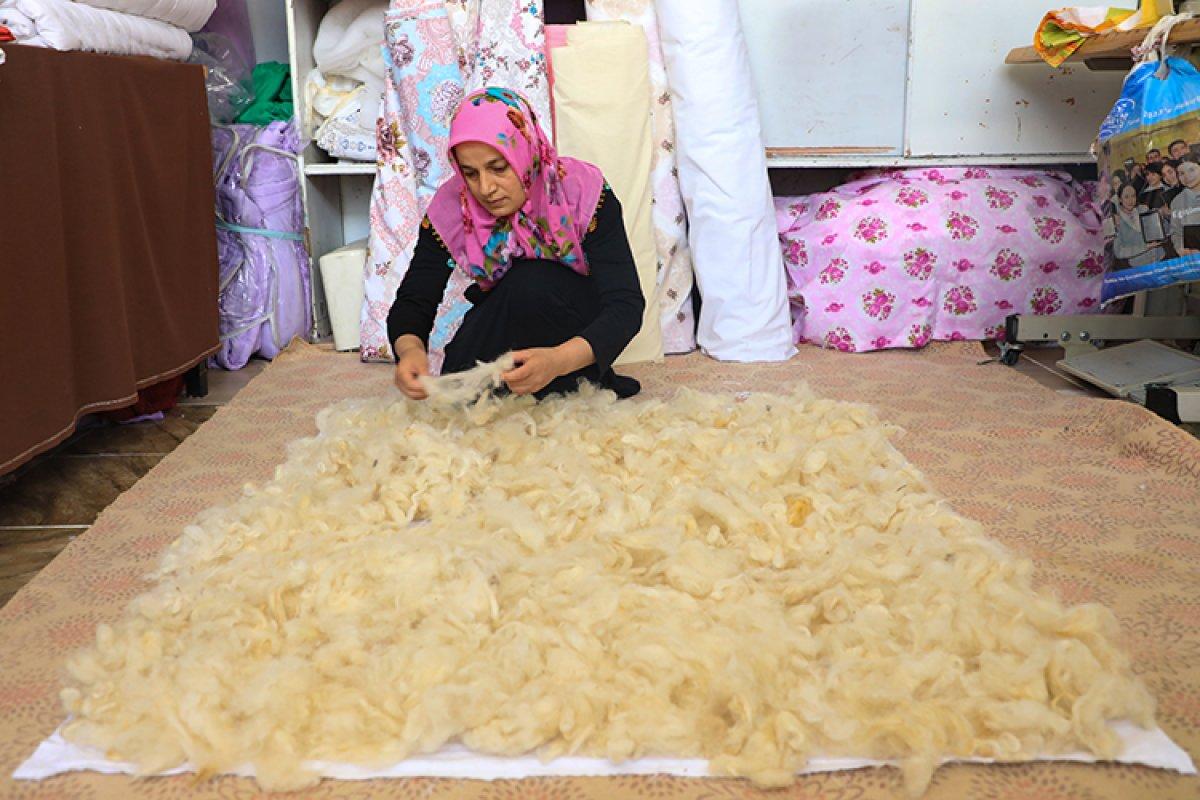 Van'da koyunlardan kırkılan yünün serüveni