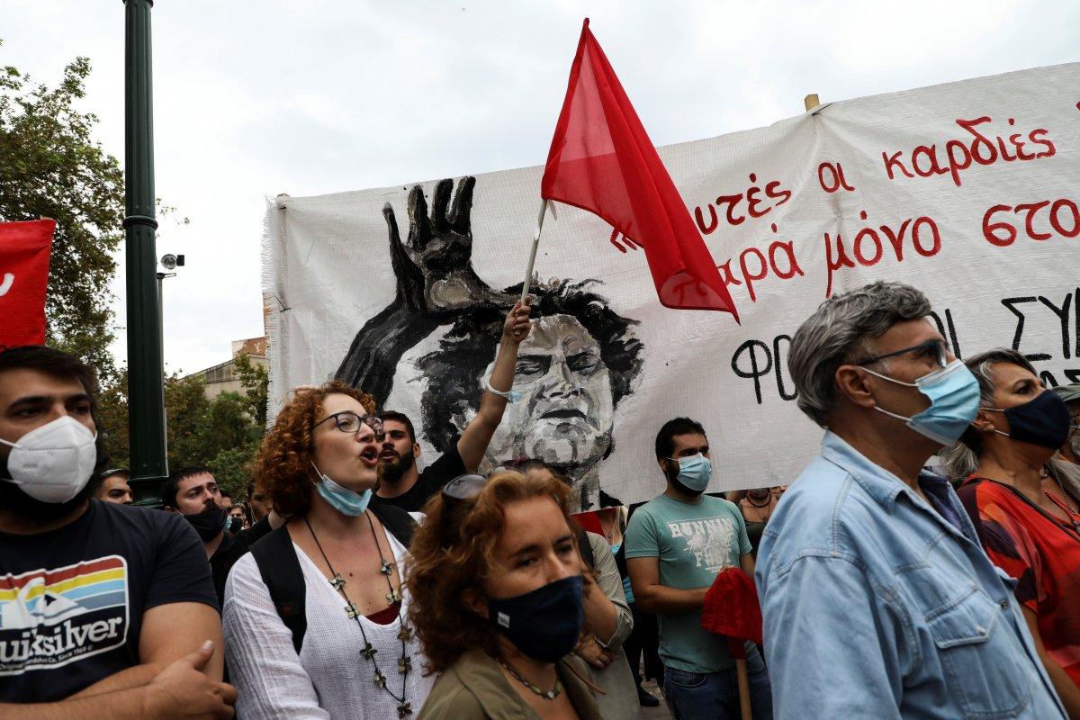 Türk dostu Yunan sanatçı Theodorakis, son yolculuğuna uğurlandı