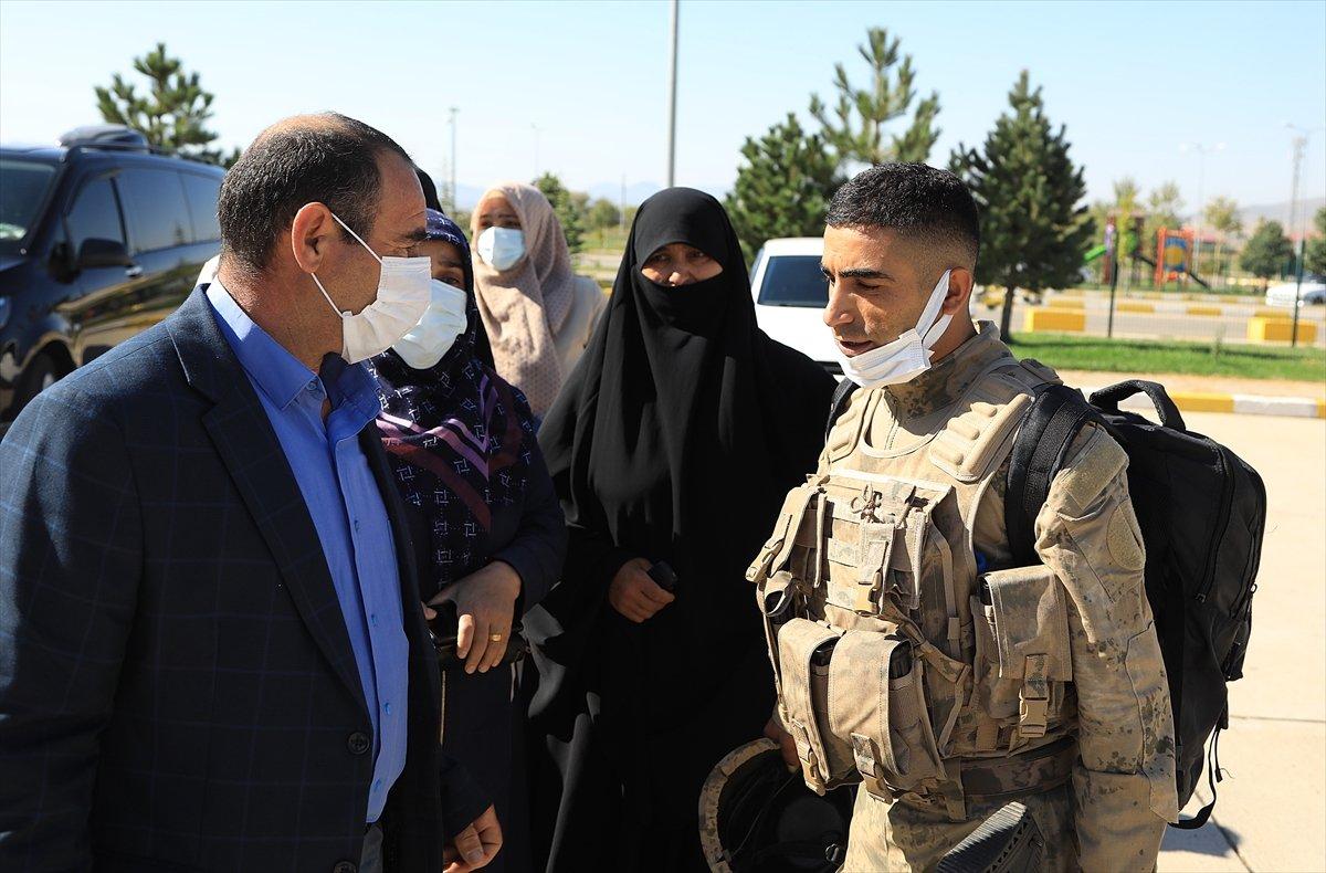 Bingöl’de, komandolar dualarla Suriye’ye uğurlandı