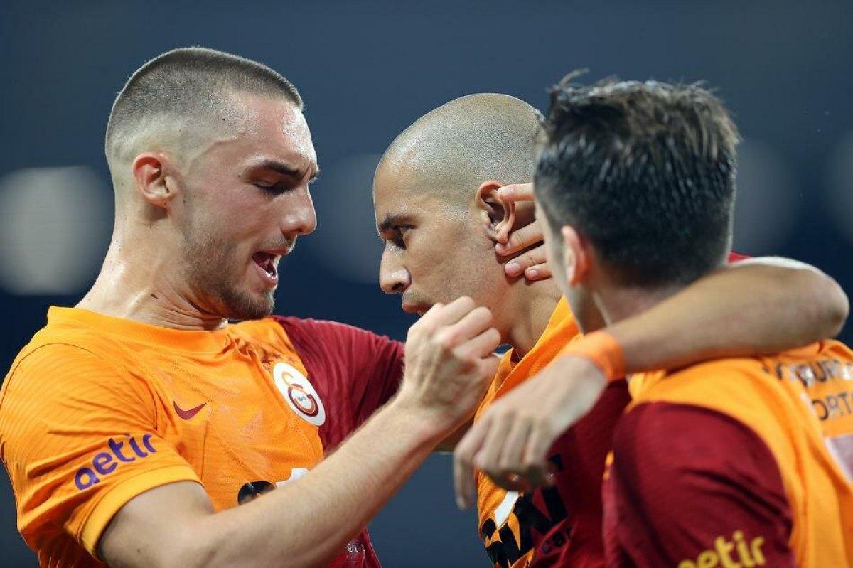 Galatasaray'da ilk 11 netleşiyor