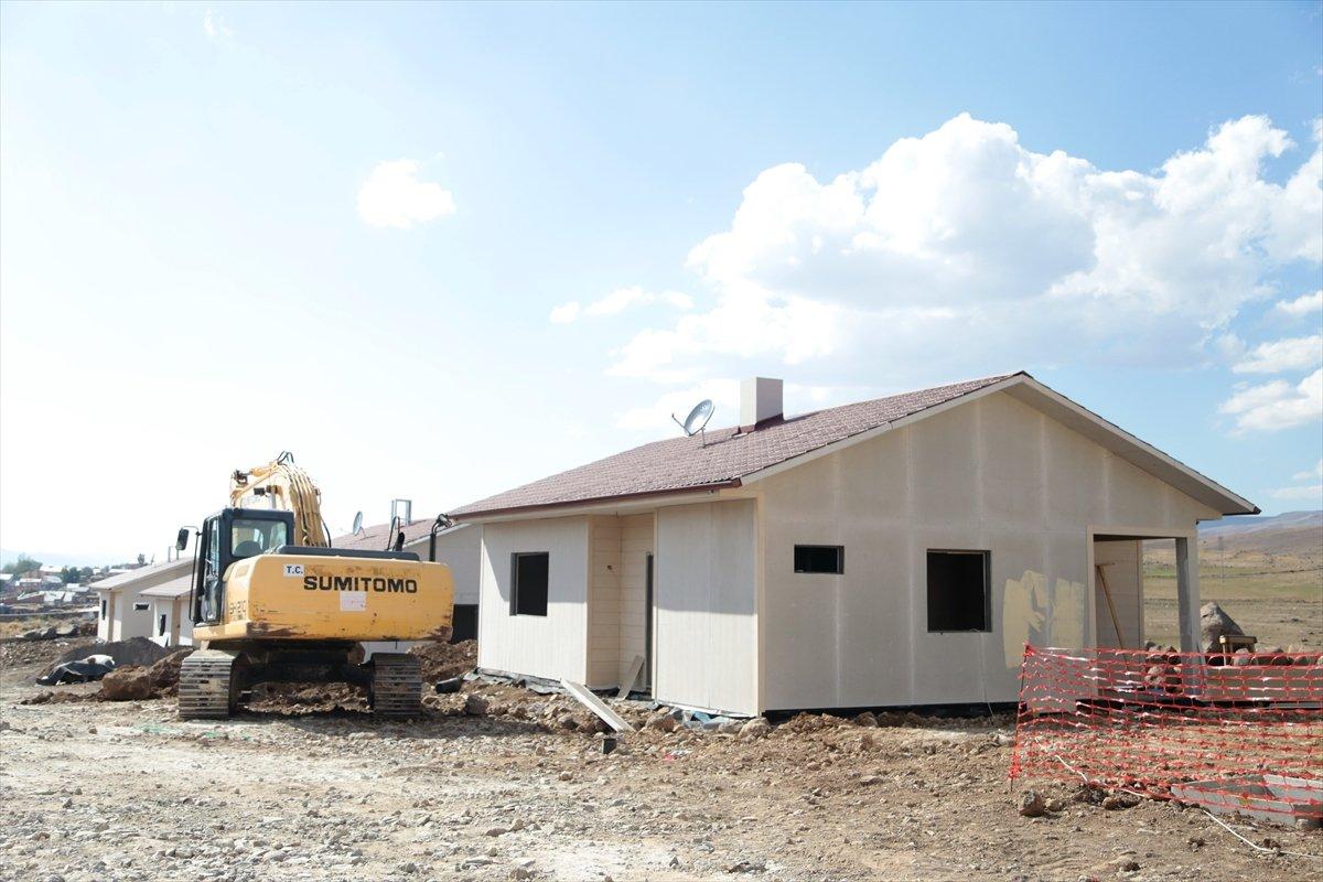 Erzurum’da, depremzedelere 350 konutun teslimi bu yıl yapılacak