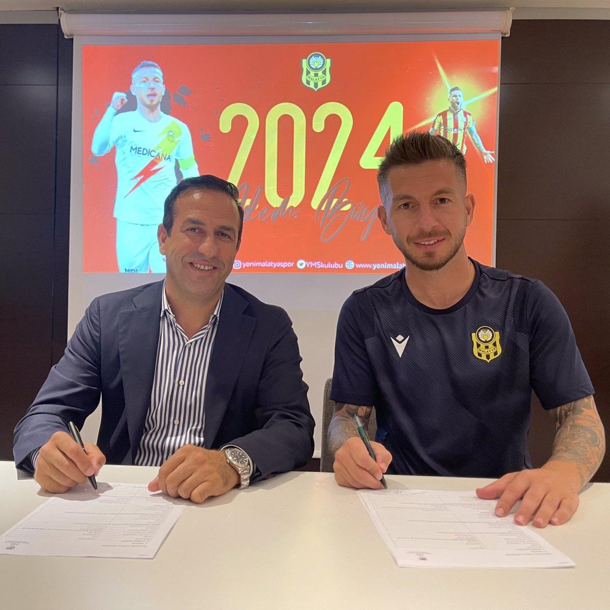 Yeni Malatyaspor, Adem Büyük'ün sözleşmesini uzattı