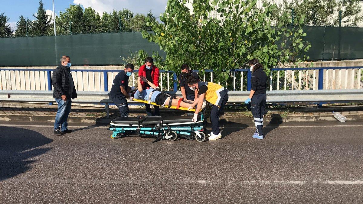 Kocaeli'de kamyon ve panelvan çarpıştı