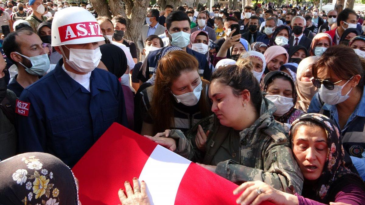 İdlib şehidi Mücahit Sınırtepe'nin eşinden yürek yakan sözler