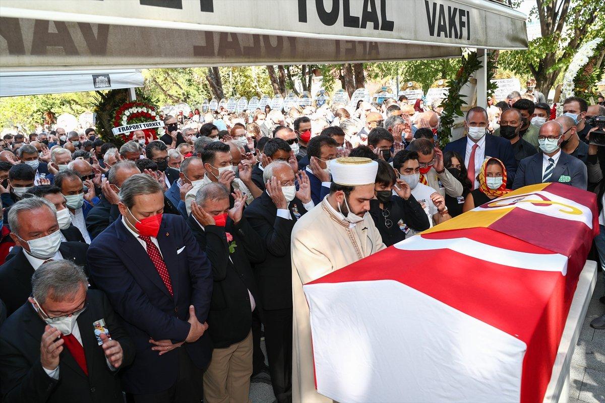 Duygun Yarsuvat son yolculuğuna uğurlandı