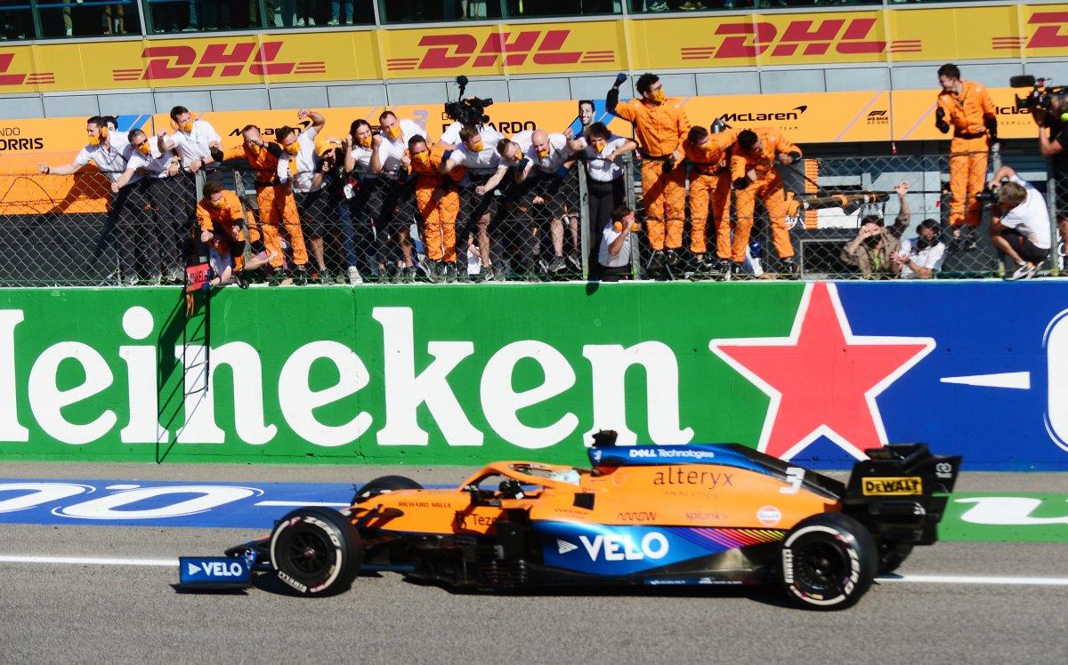 Formula 1 İtalya Grand Prix'sini Ricciardo kazandı