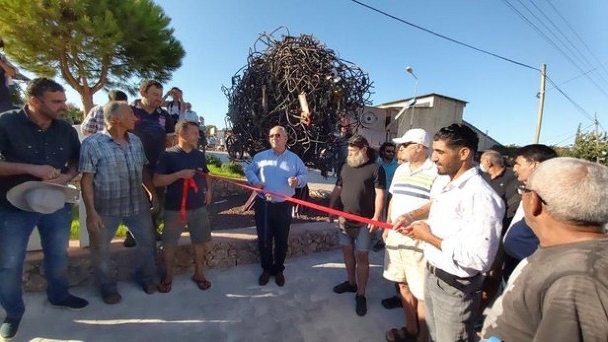 CHP'li Datça Belediyesi Sanayi Ağacı heykelinin açılışını yaptı