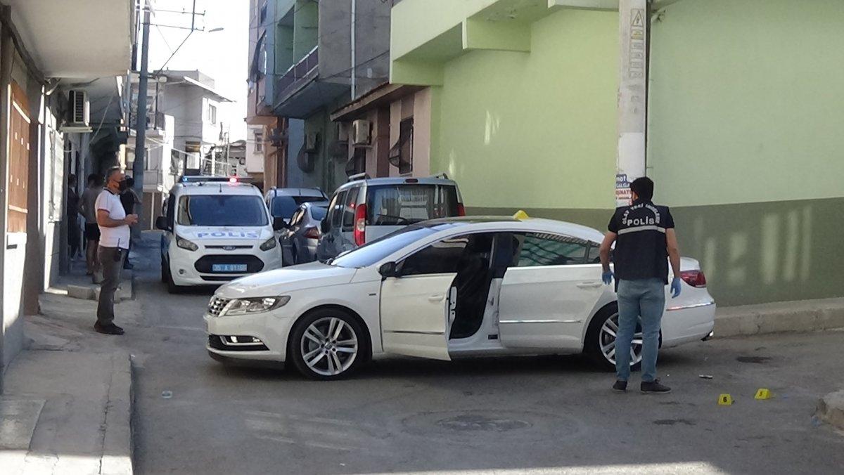 İzmir'de silahlı kavga: 1 ölü