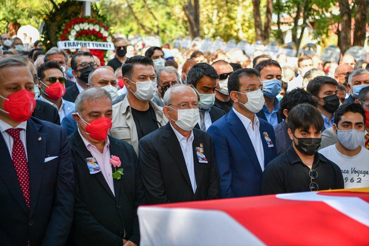 Duygun Yarsuvat son yolculuğuna uğurlandı