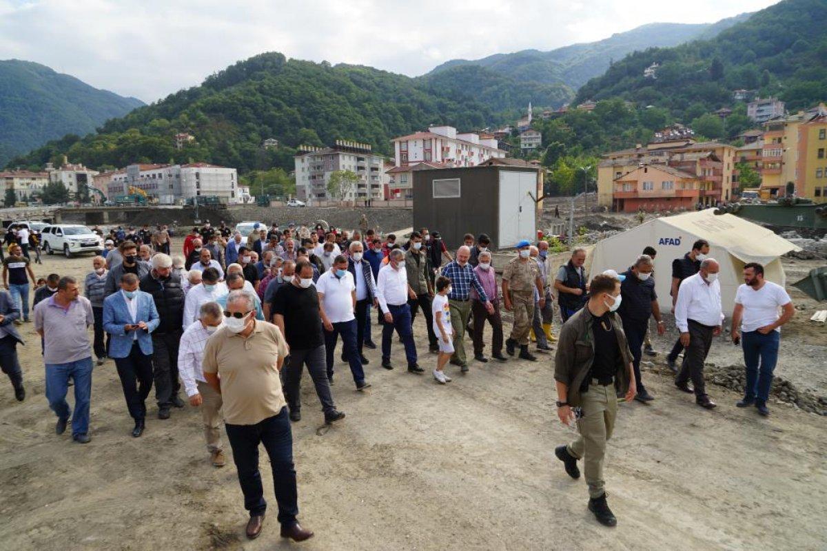 Sel bölgelerine toplam 720 milyon lira nakdi yardım yapıldı