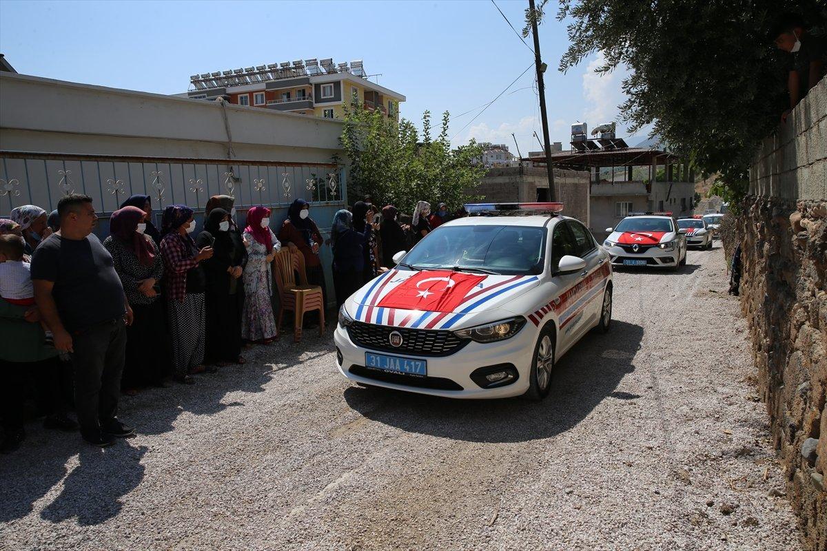 Şehit Turgay Abacı Hatay’da son yolculuğuna uğurlandı