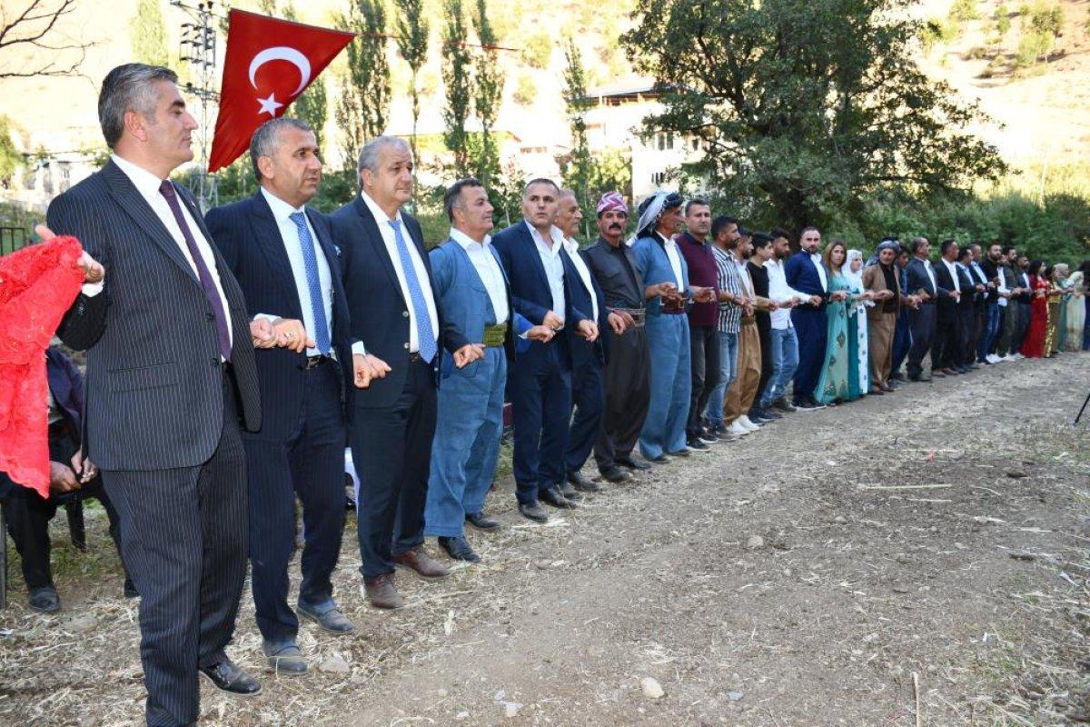 Şırnak'ta damada 373 bin geline ise 1 kilo altın takıldı