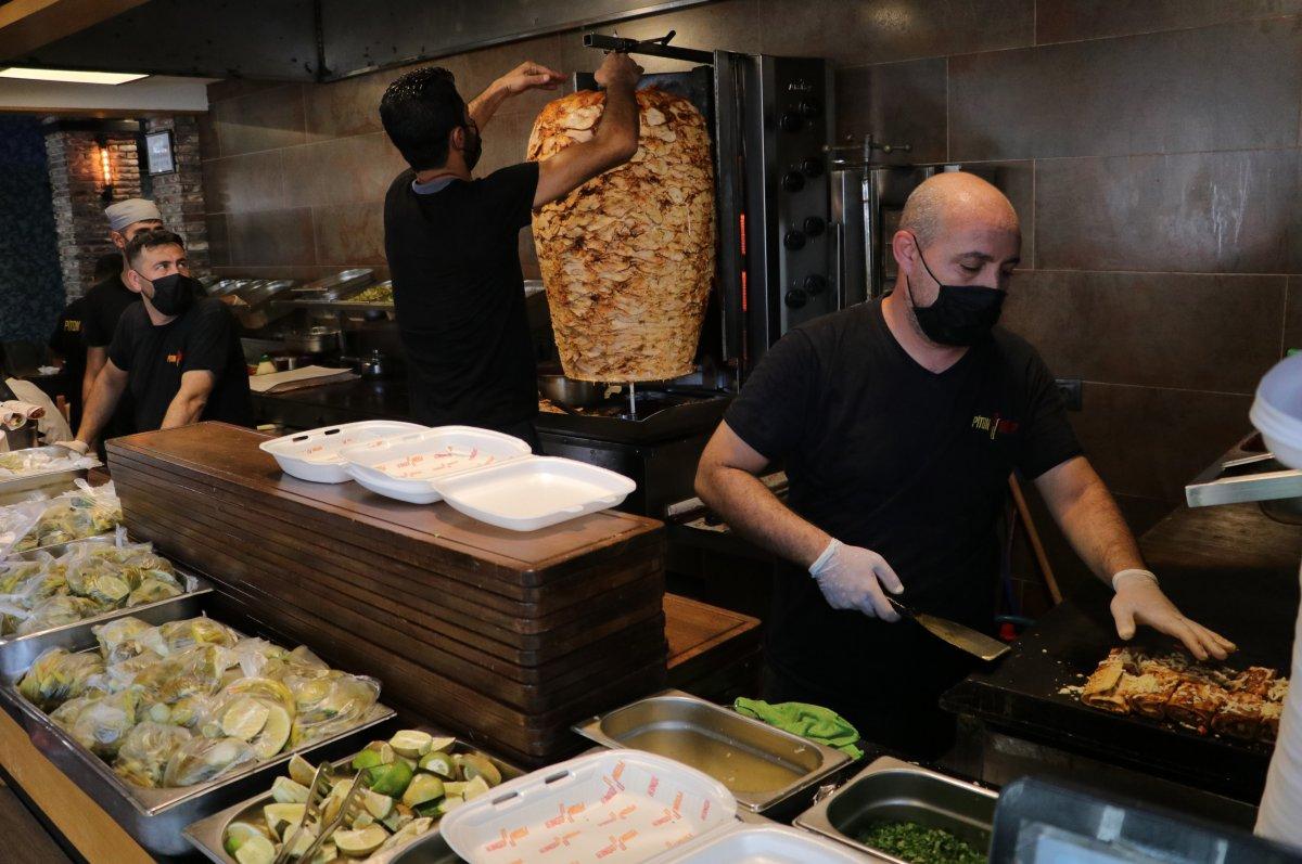 Yüksek maaşlara çalışan bulamayan işverenler sitem etti