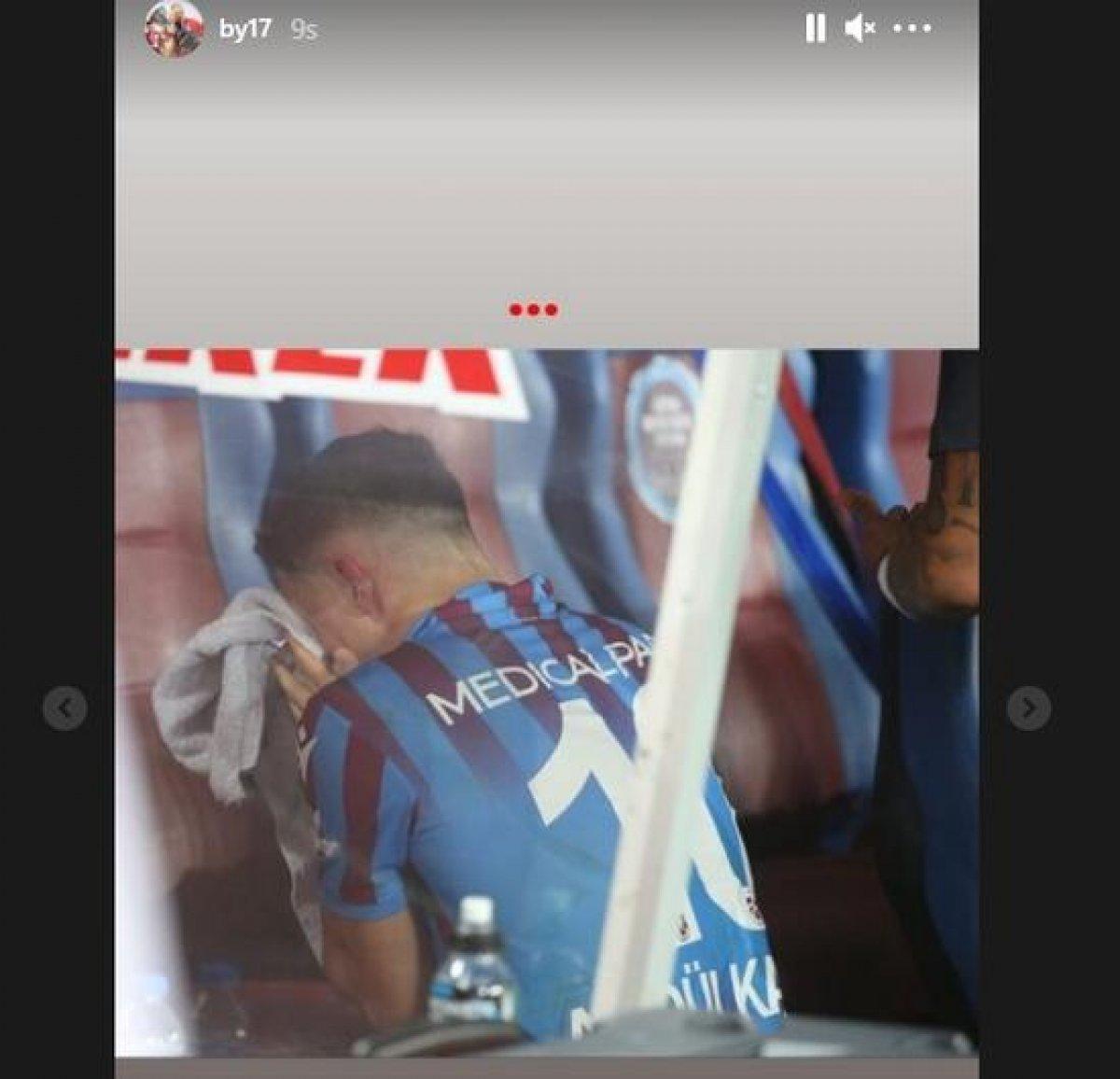 Burak Yılmaz'dan Abdülkadir Ömür'e destek