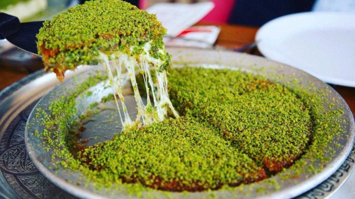 Hatay'ın imza lezzeti: Püf noktalarıyla künefe tarifi