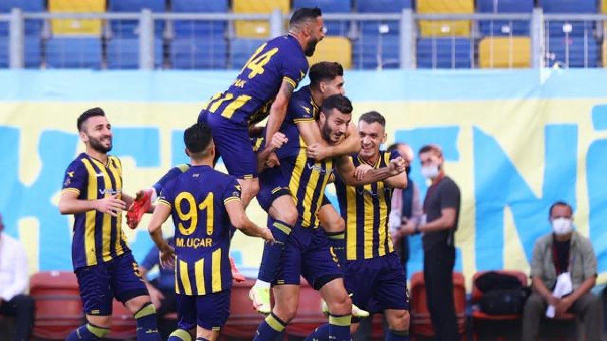 Ankaragücü ile Gençlerbirliği, 40 yıl sonra alt ligde karşılaştı